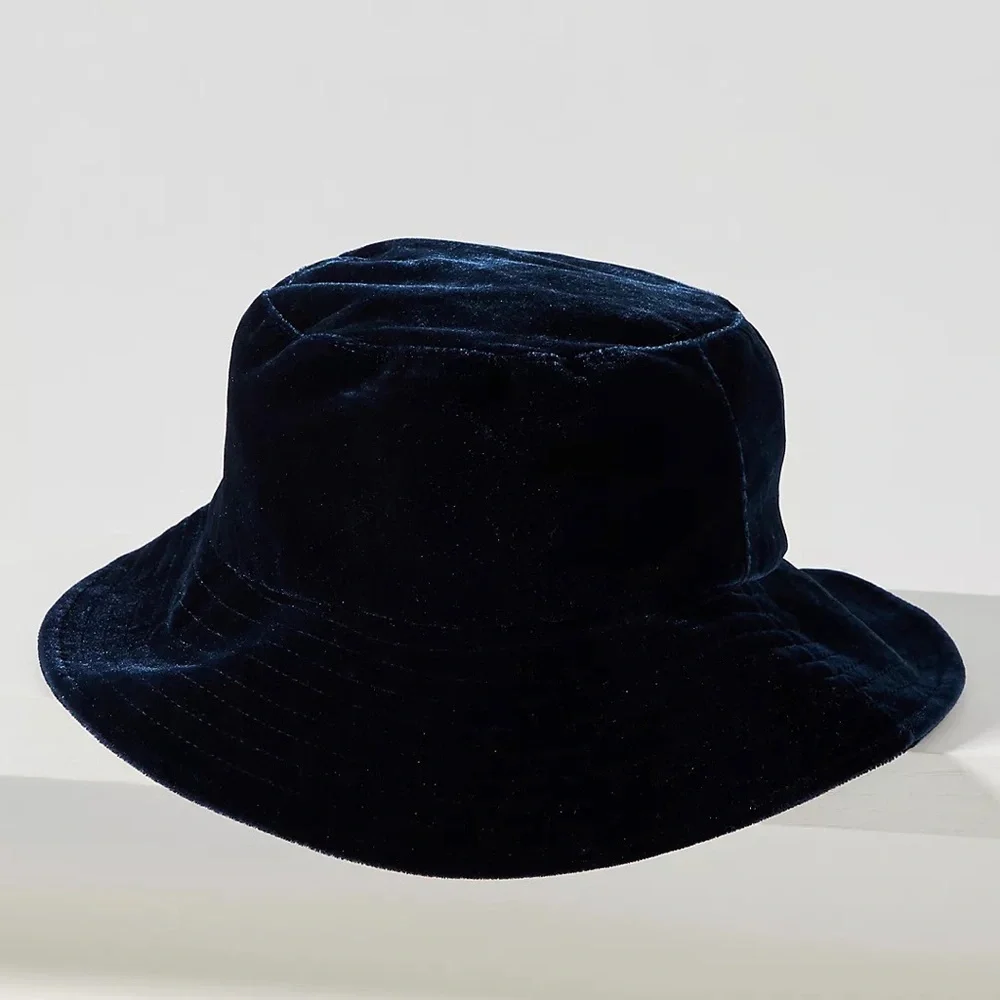 Velvet Bucket Hat-NAVY